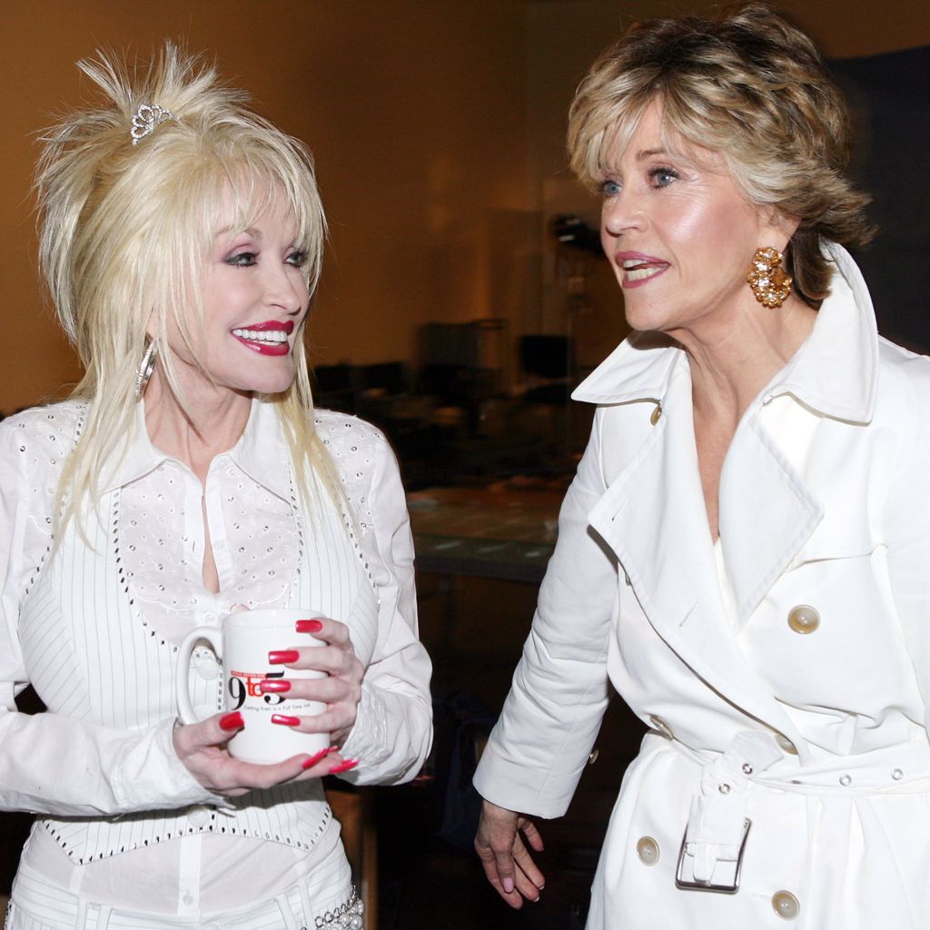 Dolly Parton und Jane Fonda bei der 25-Jahr-DVD-Feier und Reunion zu "9 to 5" in Los Angeles, 30. März 2006