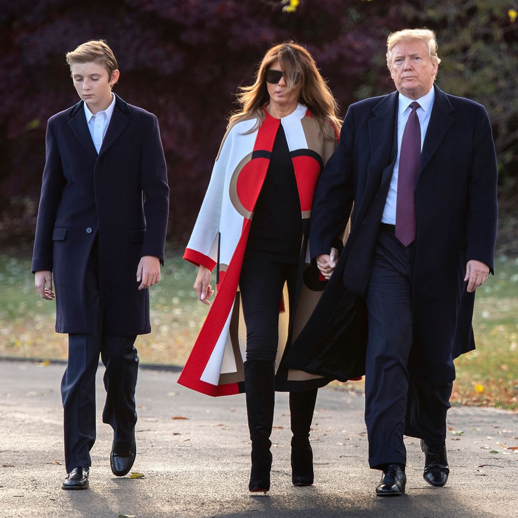 Donald Trump mit seiner Frau Melania und seinem Sohn Barron, November 2018