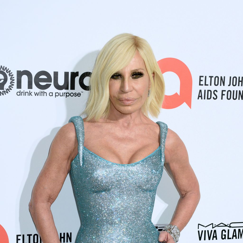Donatella Versace im Februar 2020 in Los Angeles bei AIDS Foundation Oscar Viewing Party