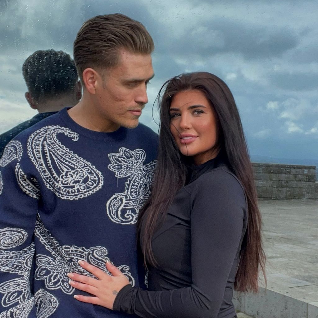 Influencerin Laura Mania mit ihrem Partner Dorant