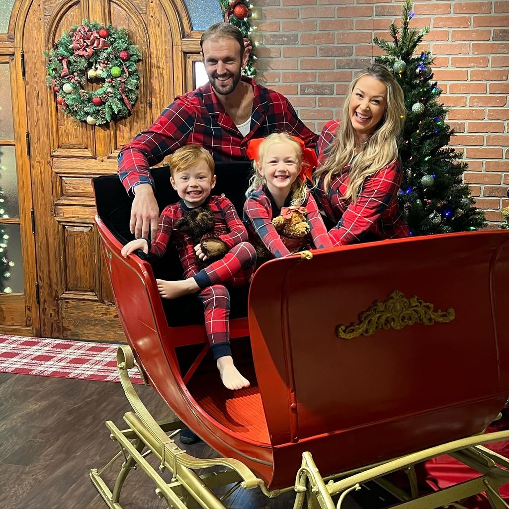 Doug Hehner, Jamie Otis und ihre Kinder, 2023