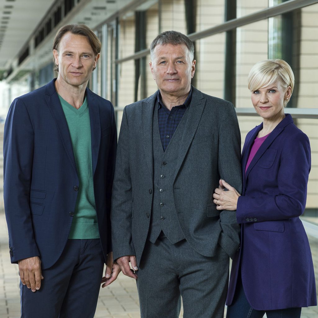 Bernhard Bettermann, Thomas Rühmann und Andrea Kathrin Loewig bei "In aller Freundschaft"