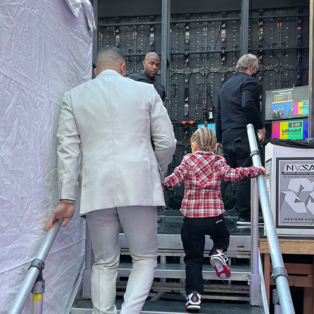 Drake mit seinem Sohn Adonis Graham bei den Billboard Music Awards 2021