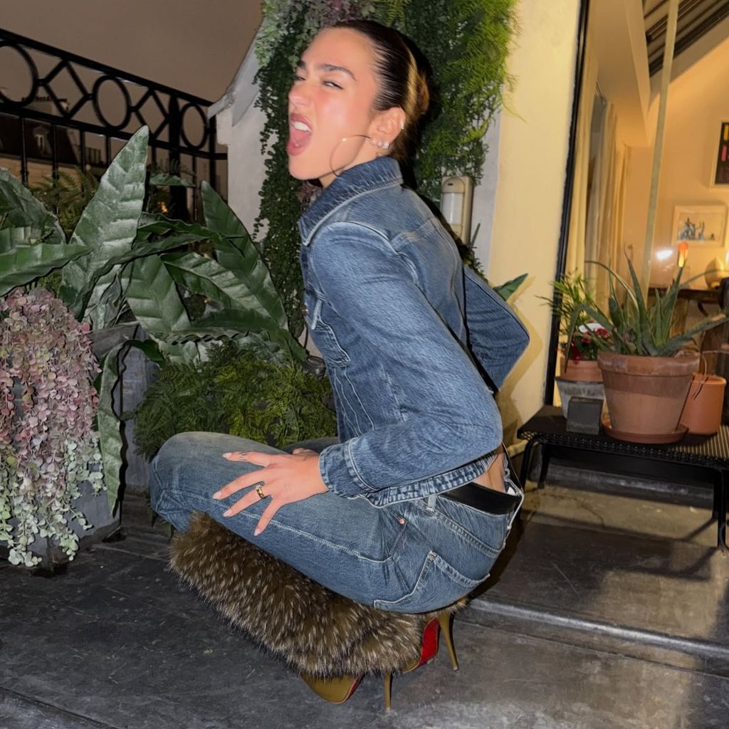 Sängerin Dua Lipa in Paris