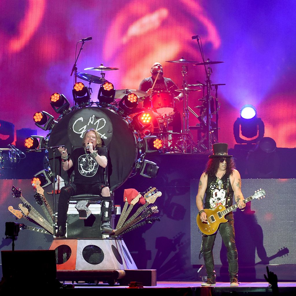 Duff McKagan, Axl Rose und Slash von Guns N' Roses beim Coachella Valley Music & Arts Festival 2016