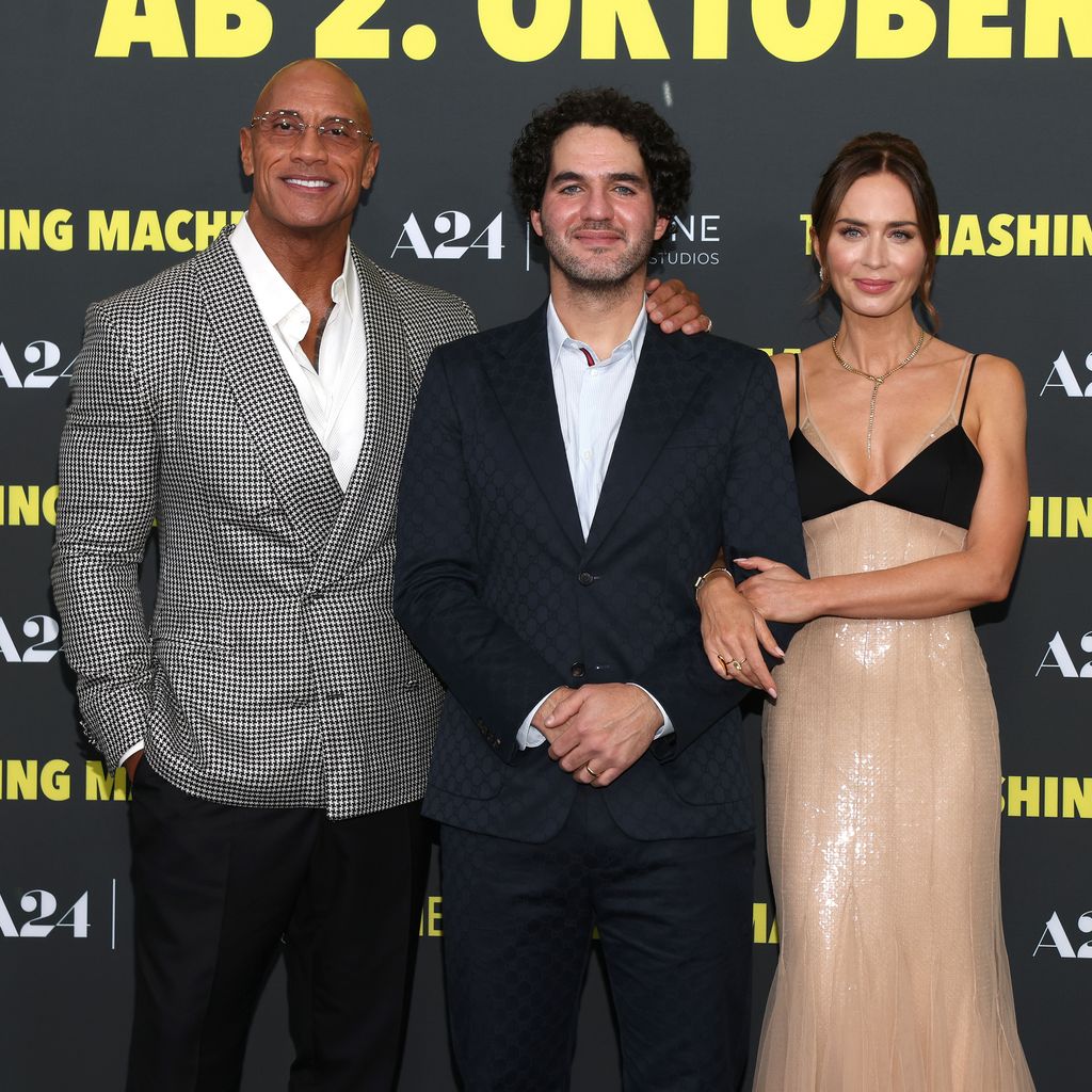 Dwayne Johnson, Benny Safdie und Emily Blunt, September 2025