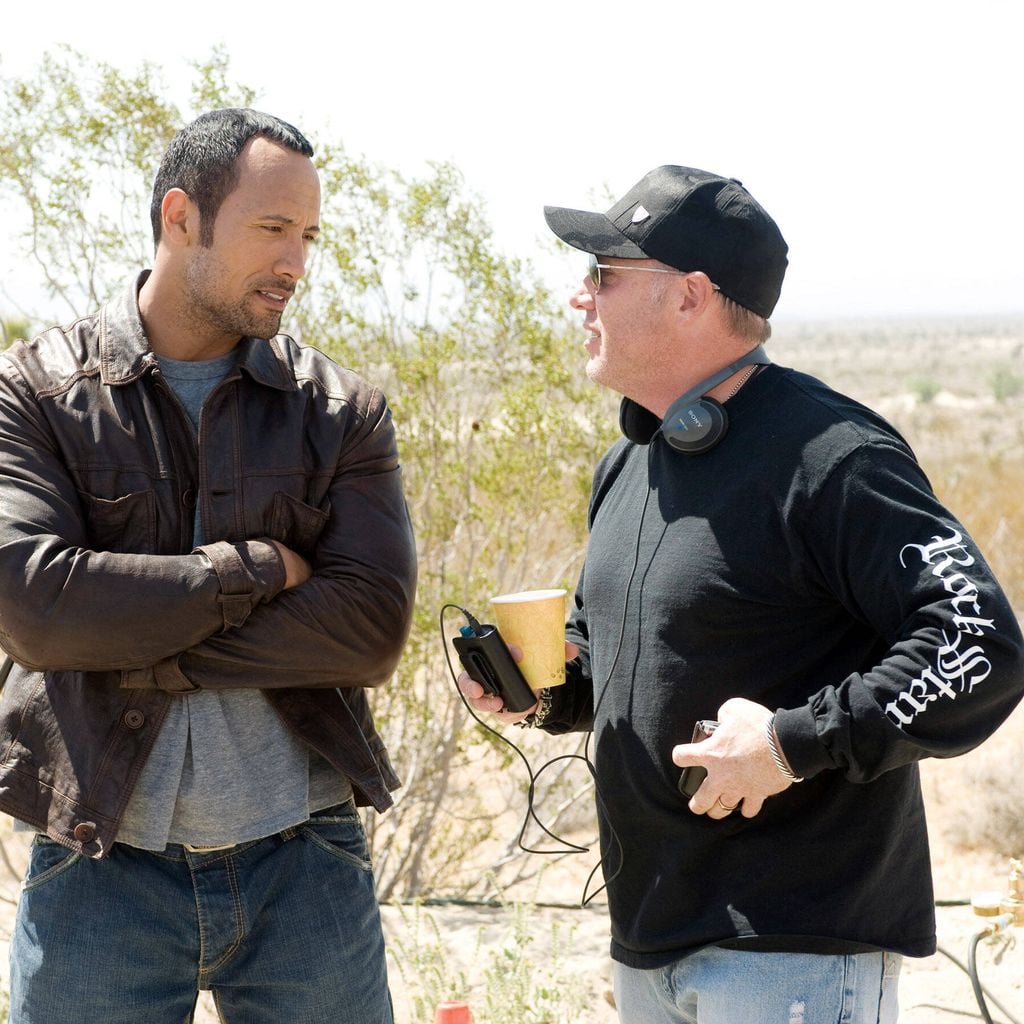 Dwayne Johnson und Produzent Andrew Gunn am Set von "Race to Witch Mountain" (2009)