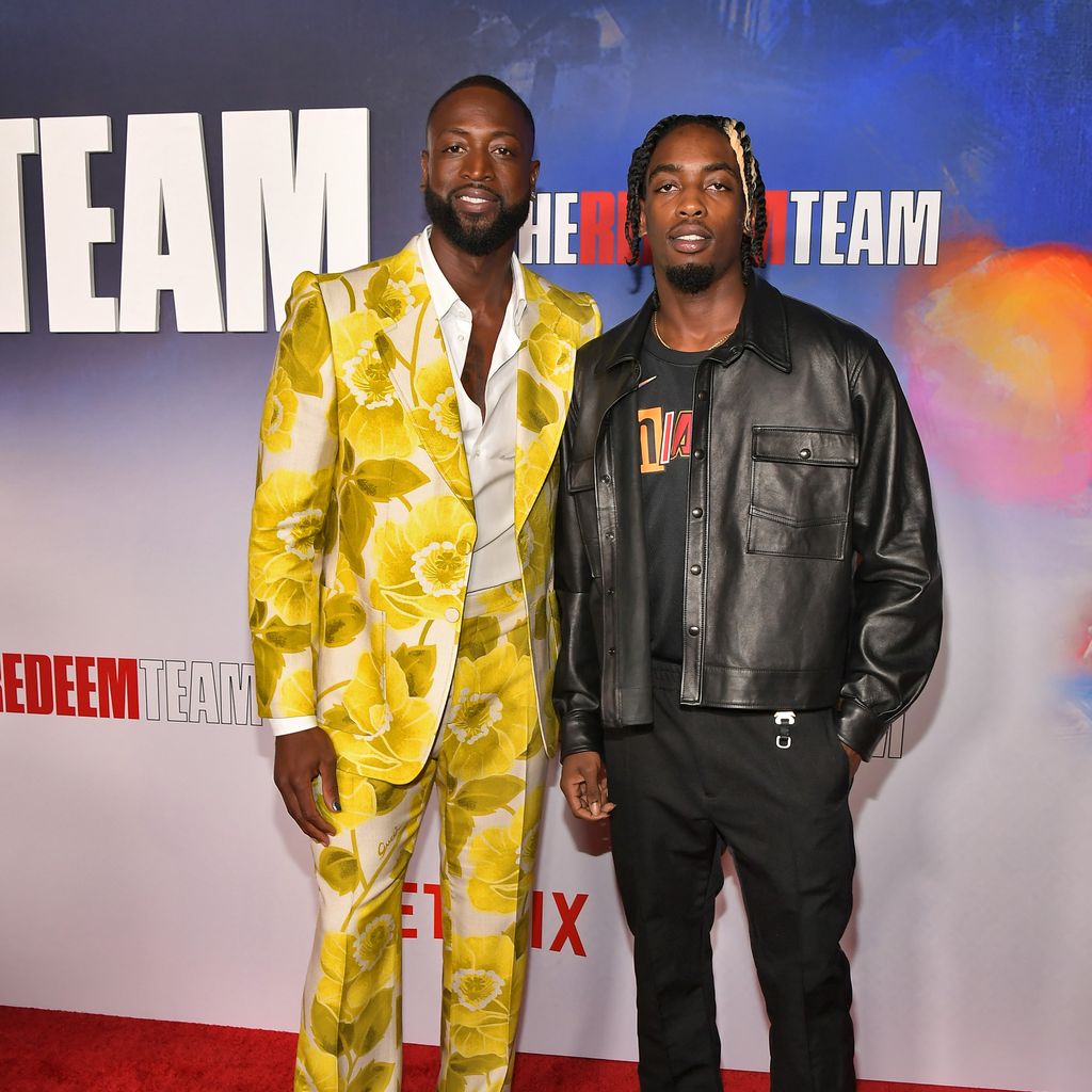 Dwyane Wade und Zaire Wade bei einer Netflix-Vorführung von "The Redeem Team" im Tudum Theater in Hollywood
