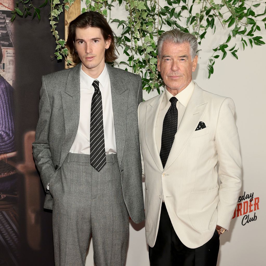 Dylan Brosnan und Vater Pierce Brosnan im August 2025 in New York City