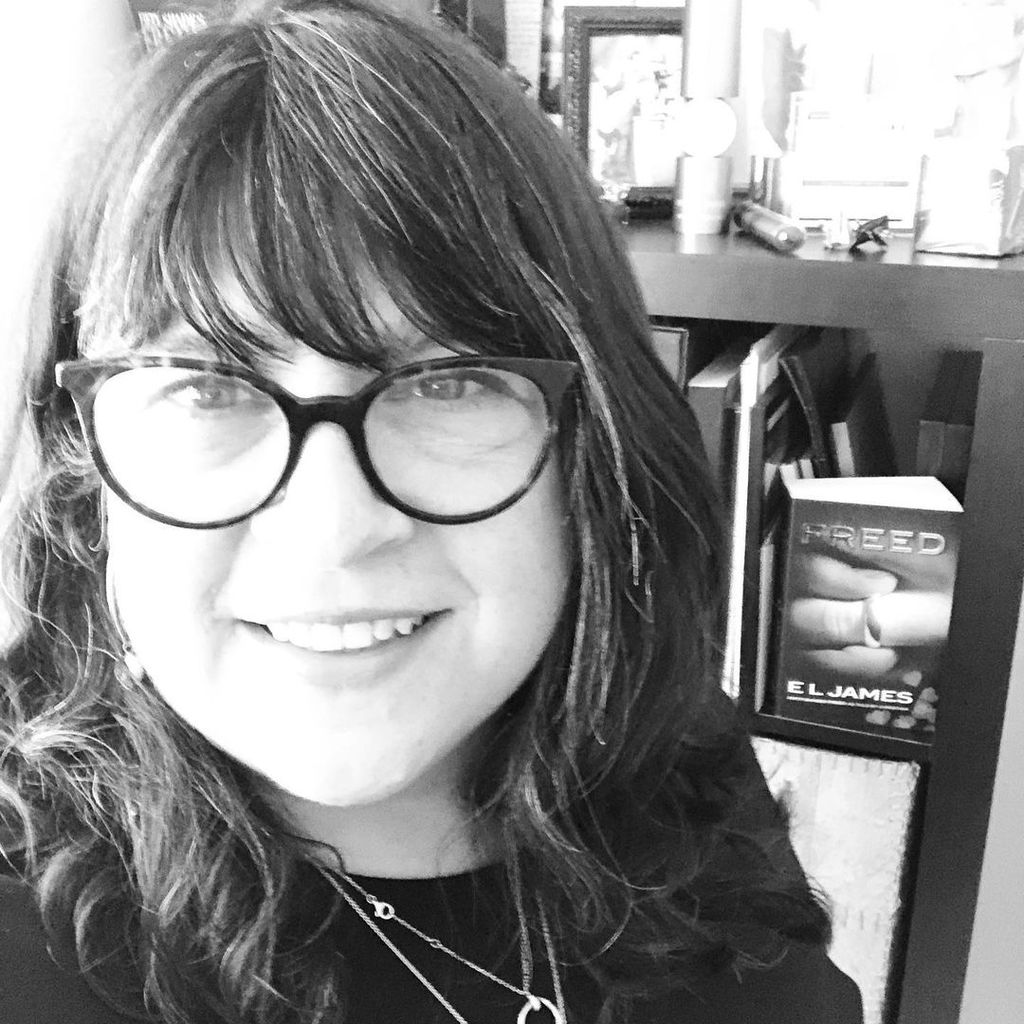 E. L. James, Autorin