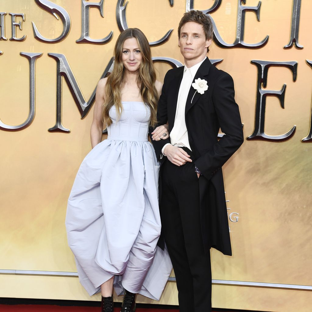 Eddie Redmayne mit seiner Frau Hannah bei der "Fantastic Beasts: The Secrets of Dumbledore"-Premiere