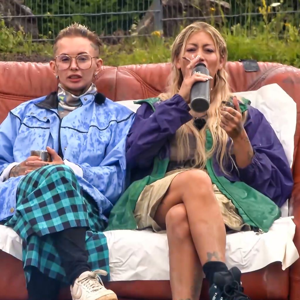 Edith Stehfest und Bellydah Venosta in "Das große-Promibüßen"