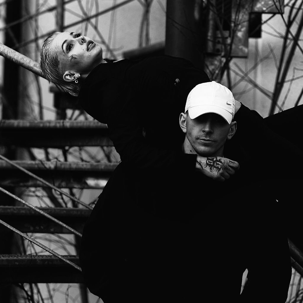 Reality-Bekanntheit Edith Stehfest und Musiker Damian Beyert, Januar 2026