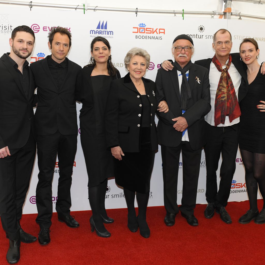 Ein Teil des "Lindenstraße"-Casts im März 2020 in Bochum