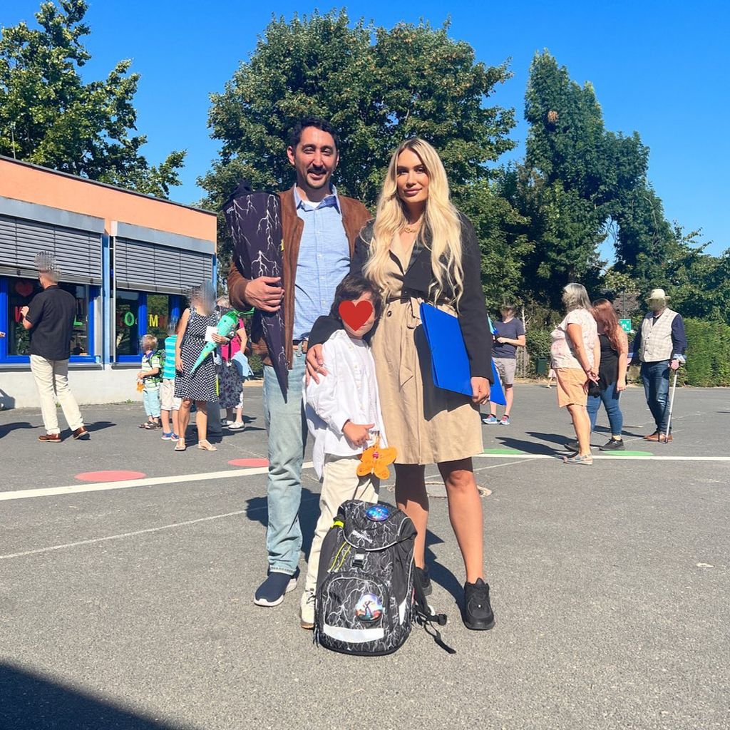 Eko Fresh und Sarah Bora mit ihrem Sohn, August 2022
