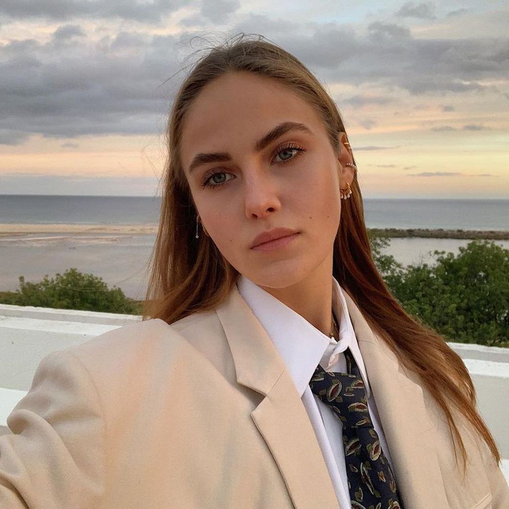 Elena Carrière, Influencerin