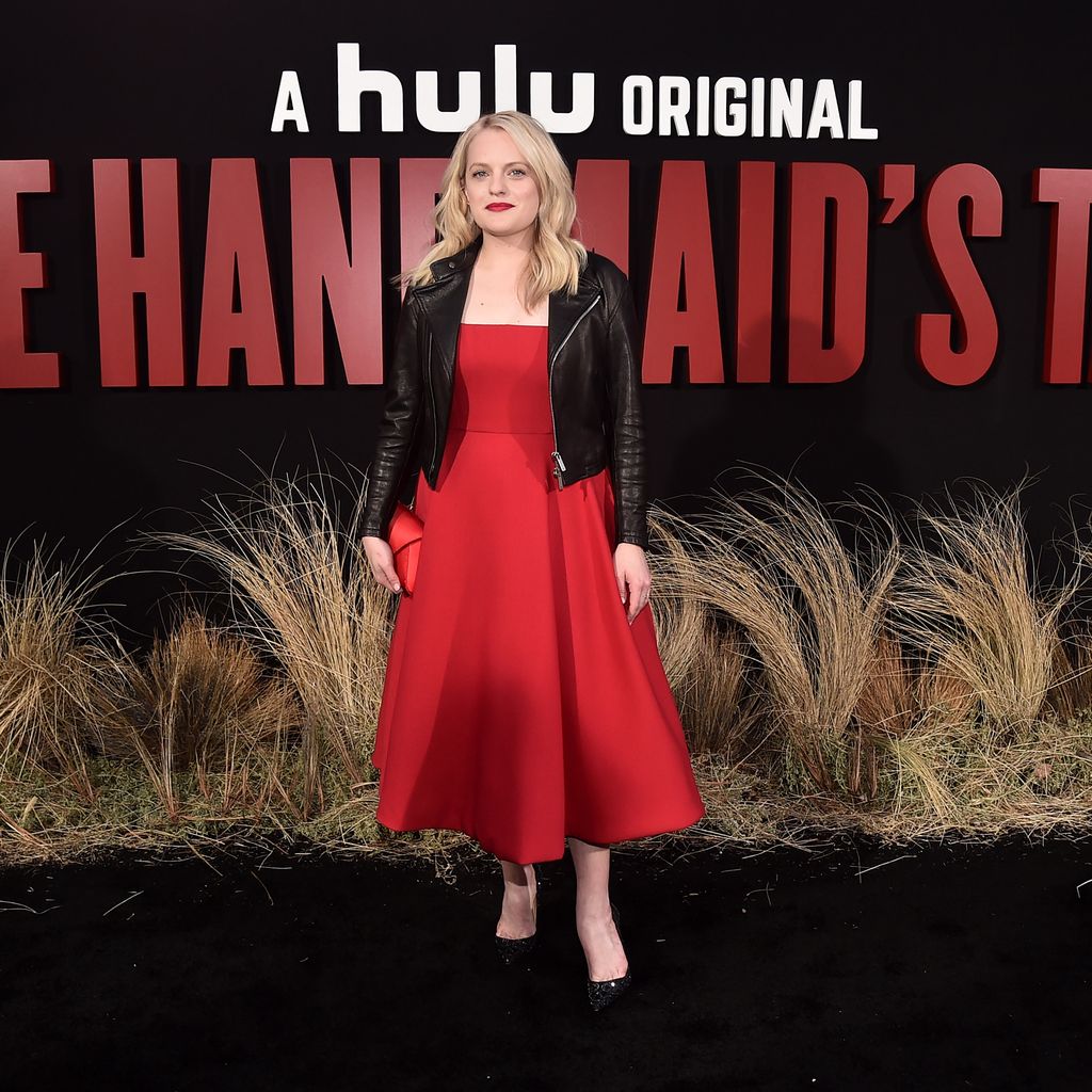 Elisabeth Moss bei "The Handmaids Tale" Premiere