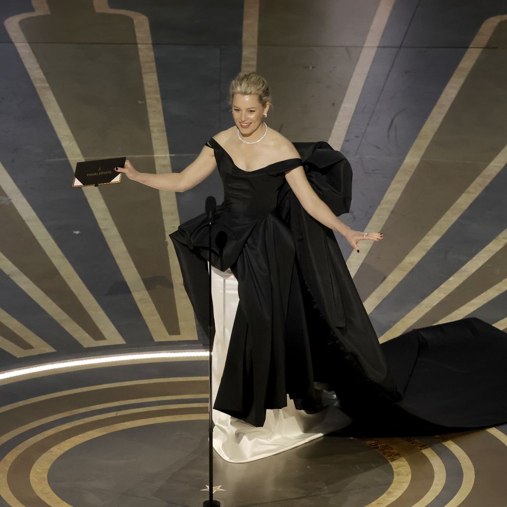 Elizabeth Banks bei den Oscars 2023