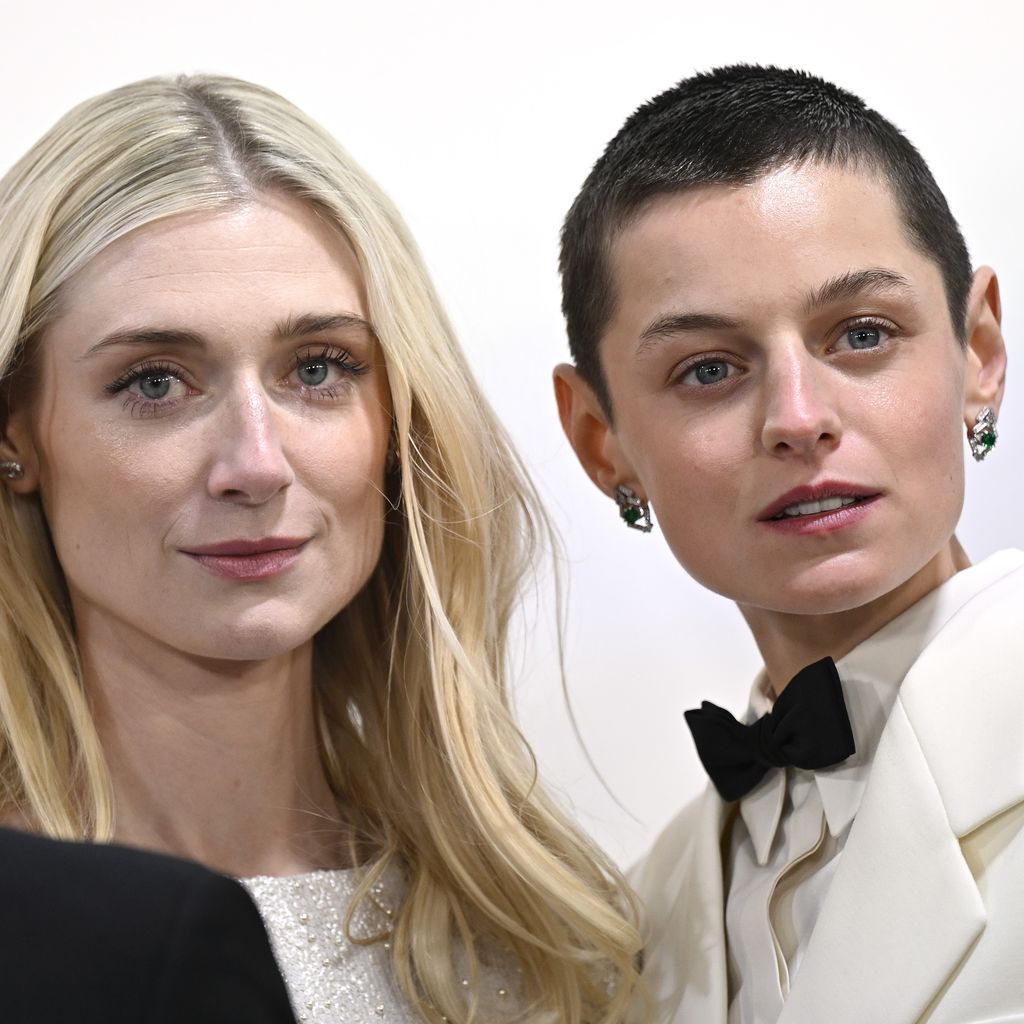 Elizabeth Debicki und Emma Corrin, Dezember 2023, London