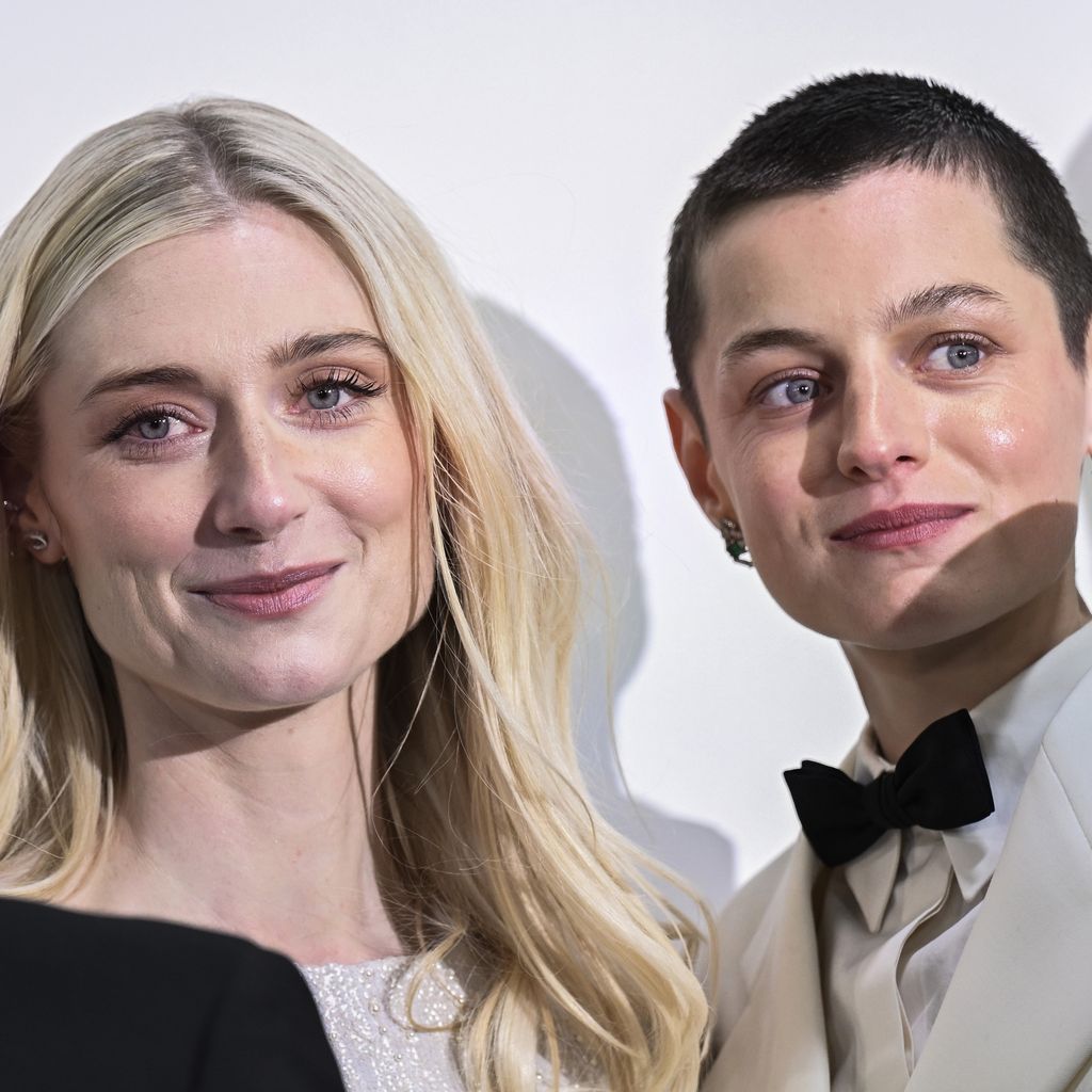 Elizabeth Debicki und Emma Corrin, Dezember 2023