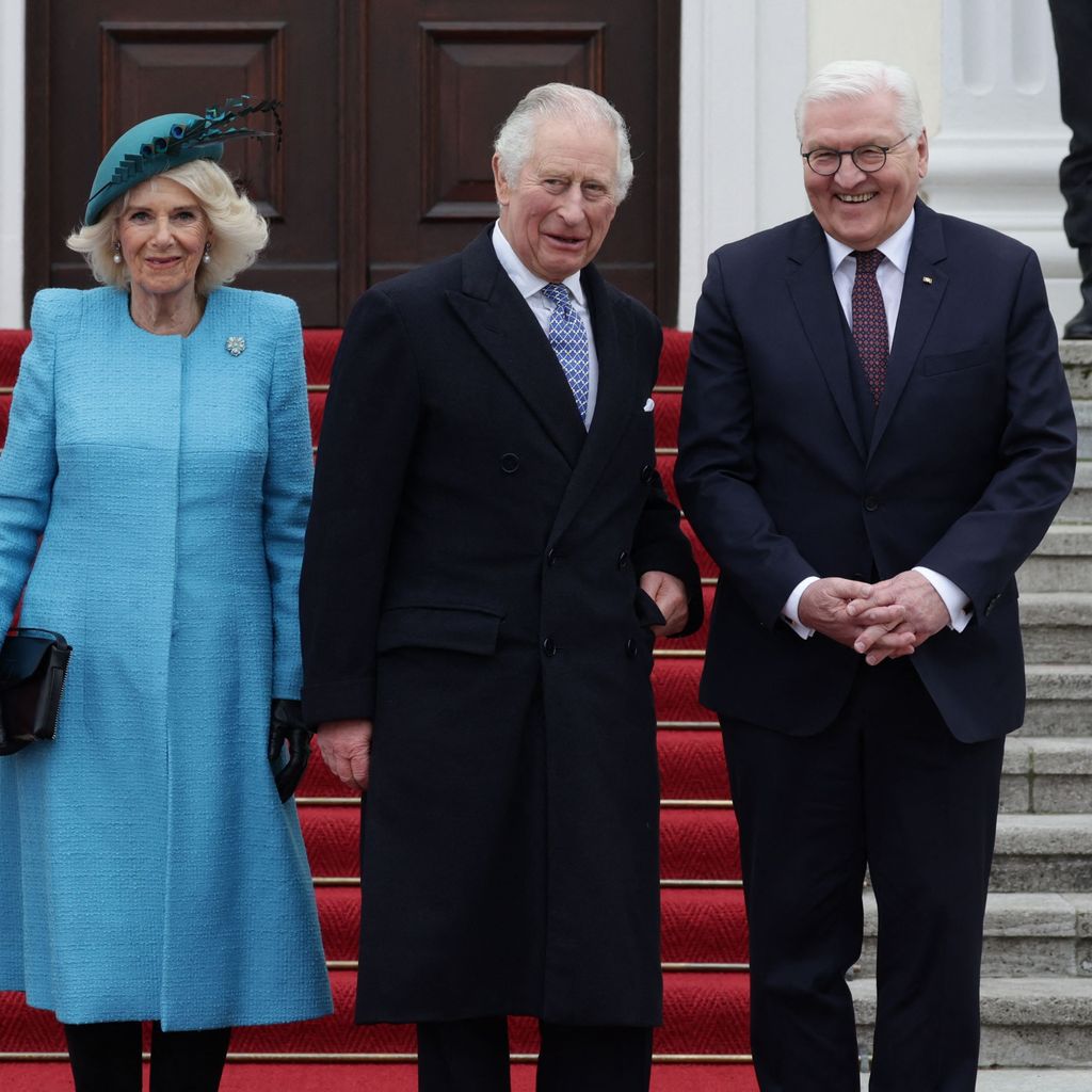 Elke Büdenbender, Königsgemahlin Camilla, König Charles und Frank-Walter Steinmeier, März 2023