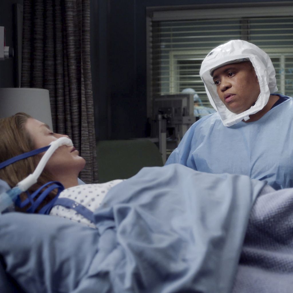 Ellen Pompeo und Chandra Wilson in "Grey's Anatomy"