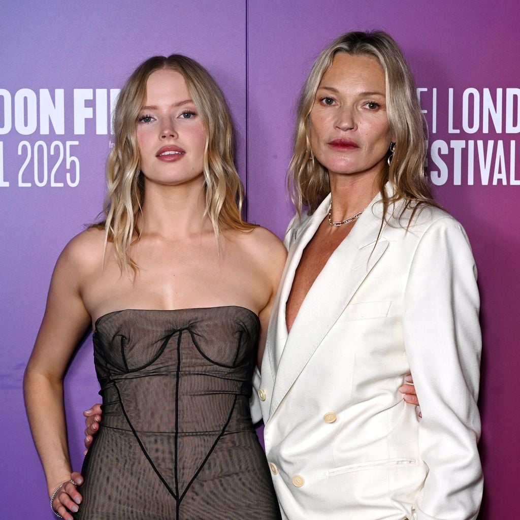 Ellie Bamber und Kate Moss beim Screening von "Moss & Freud" beim BFI London Film Festival 2025 im Curzon Mayfair