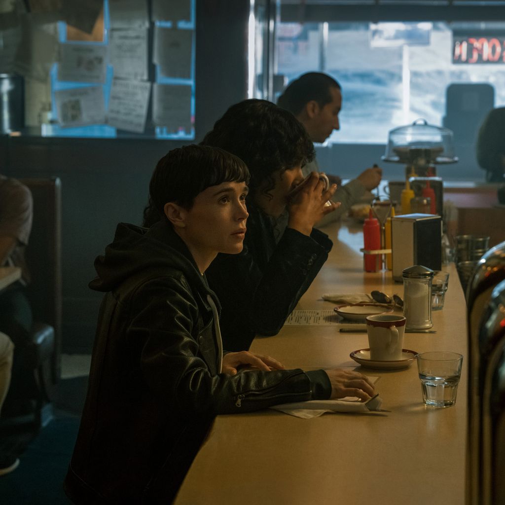 Elliot Page als Viktor Hargreeves in "The Umbrelly Academy"