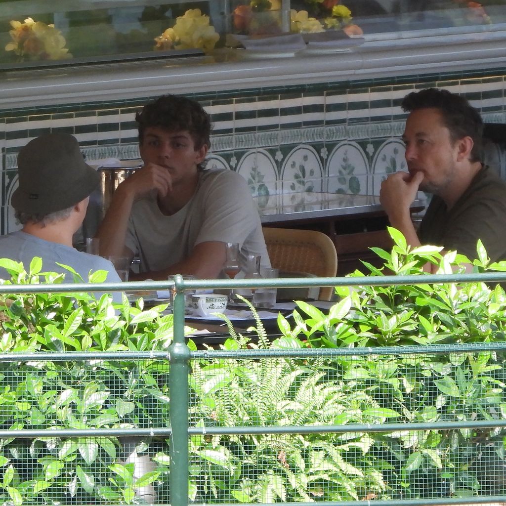 Elon Musk und sein ältester Sohn in Portofino, Juli 2023
