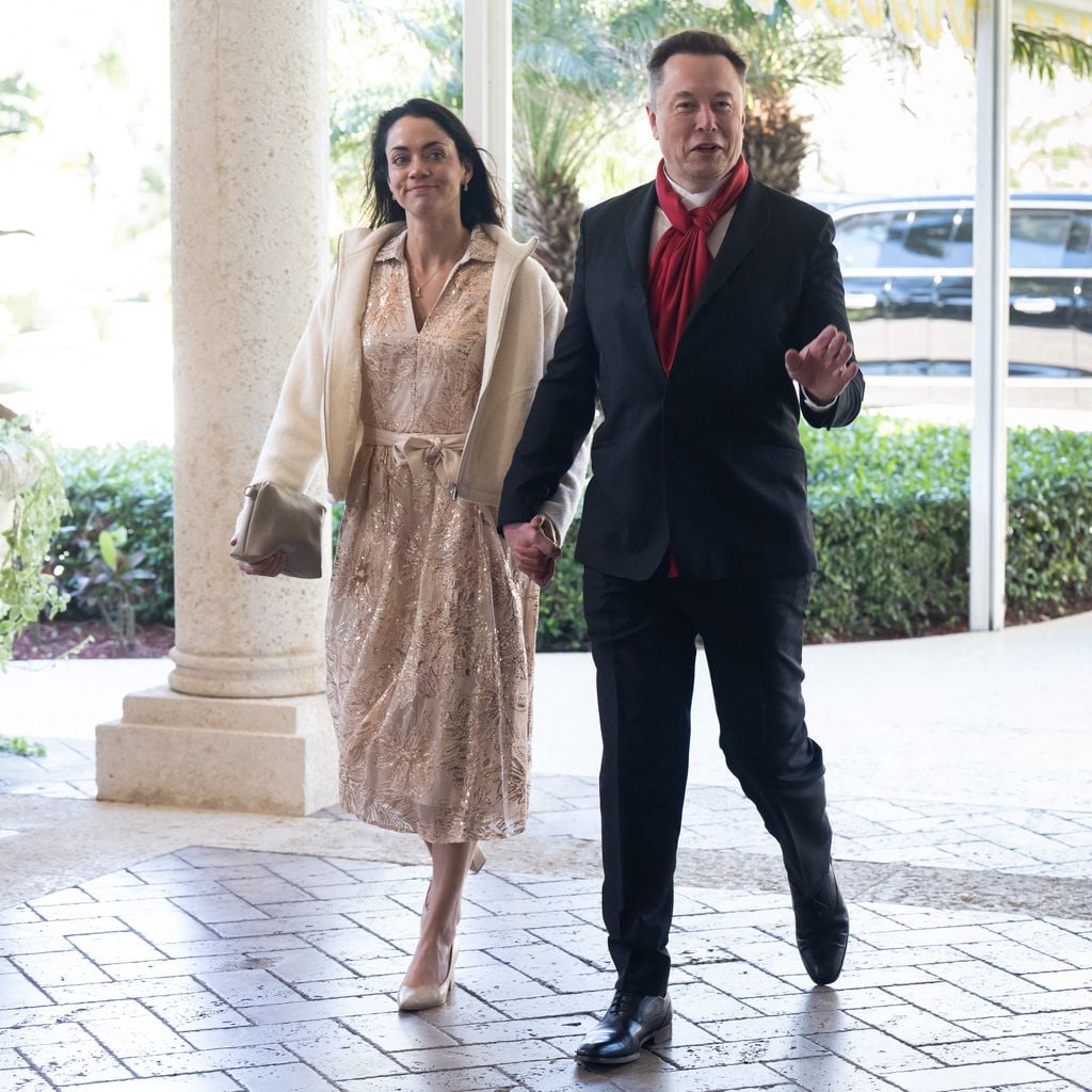 Elon Musk und Shivon Zilis treffen zur Hochzeit von Dan Scavino und Erin Elmore in Mar-a-Lago ein