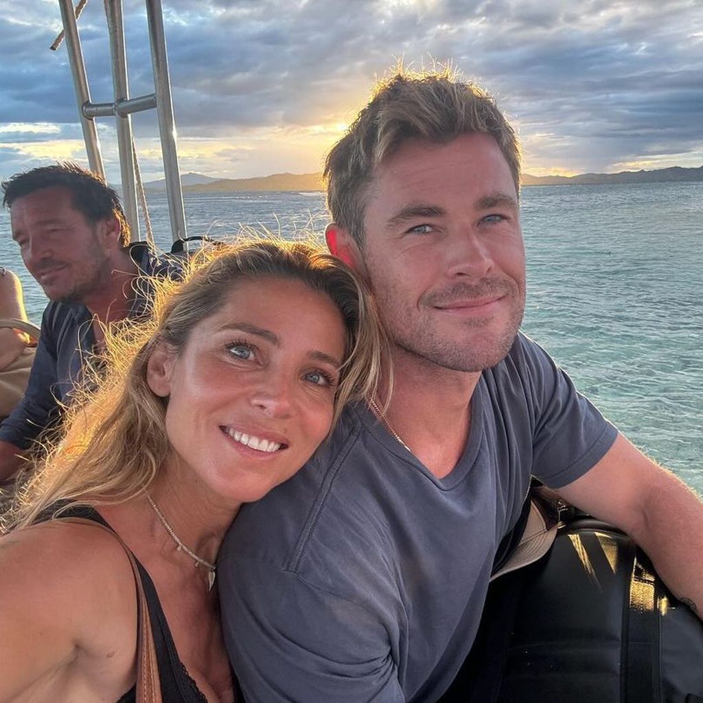 Elsa Pataky und Chris Hemsworth im Dezember 2023 auf Fidschi