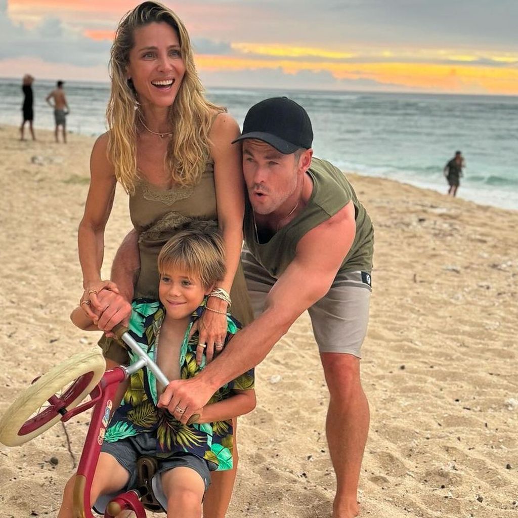Elsa Pataky und Chris Hemsworth im Dezember 2023 auf Fidschi