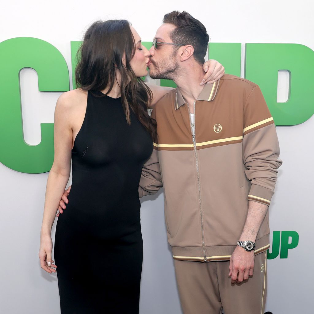 Elsie Hewitt und Pete Davidson bei der Weltpremiere von "The Pickup" am 27. Juli 2025 in Los Angeles