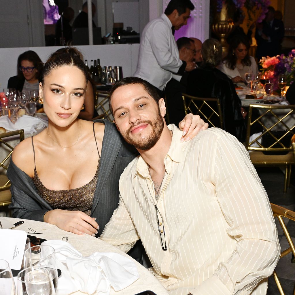 Elsie Hewitt und Pete Davidson, Model und Schauspieler
