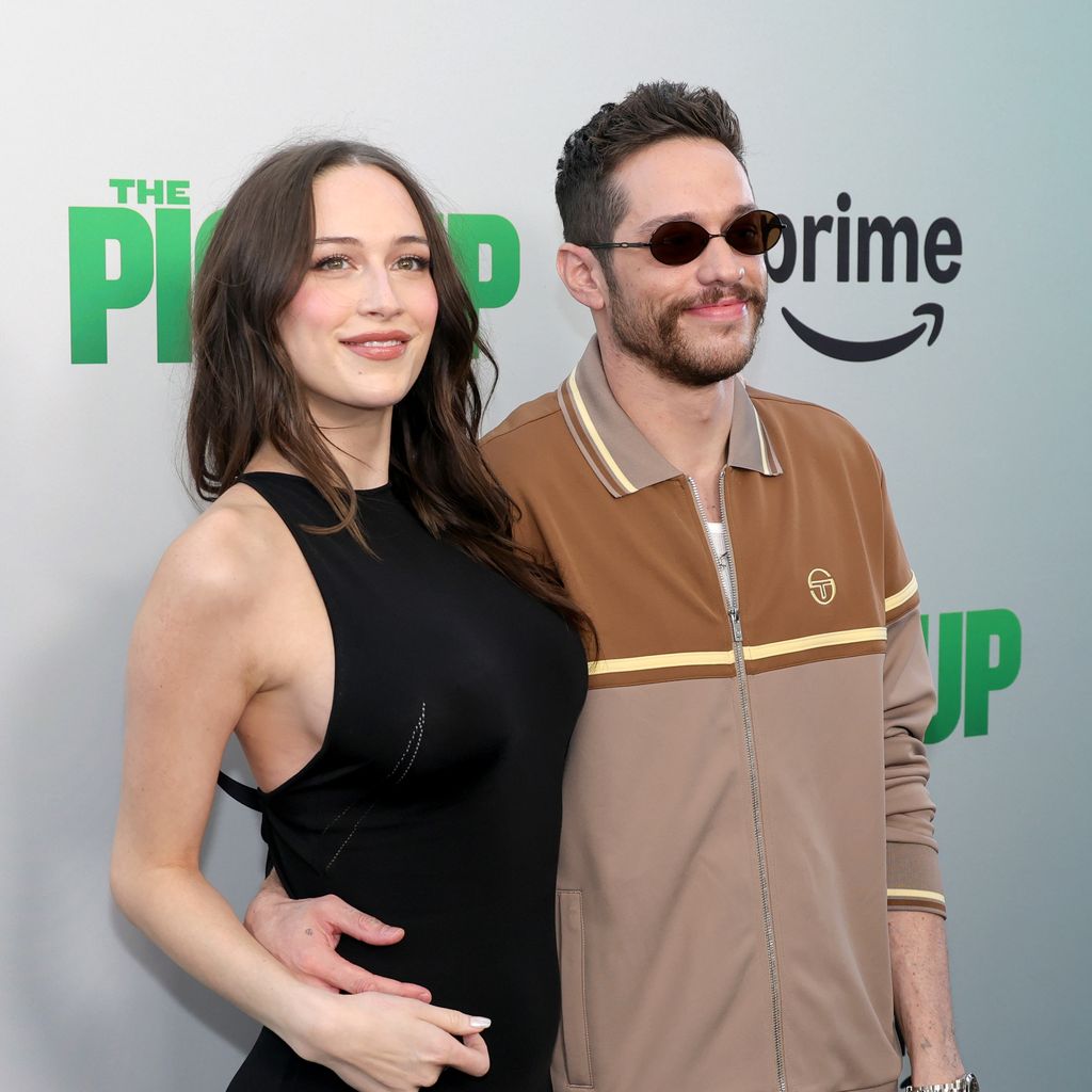 Elsie Hewitt und Pete Davidson bei der Weltpremiere von "The Pickup" am 27. Juli 2025 in Los Angeles