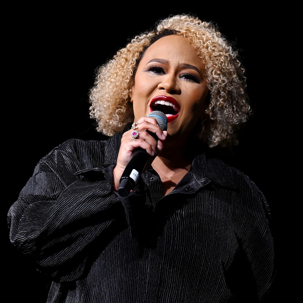 Emeli Sandé, Sängerin