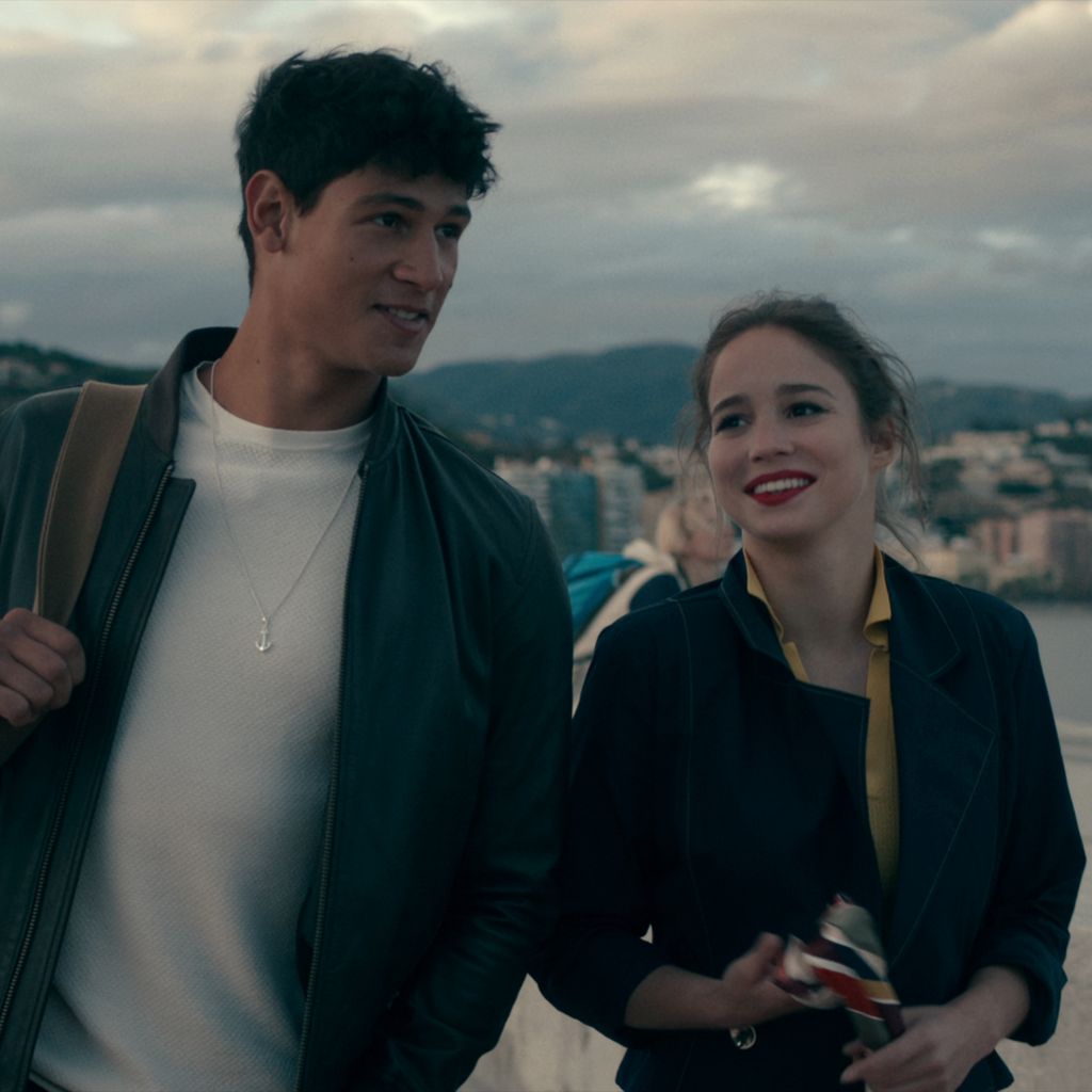 Emilio Sakraya und Alba Baptista am Set von "Warrior Nun"