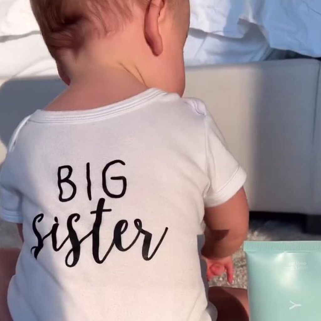 Emily DiDonatos Tochter Teddy im Oktober 2022