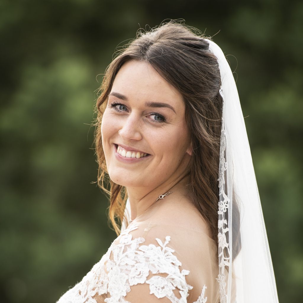 Emily, die erste Braut von "Hochzeit auf den ersten Blick" 2020