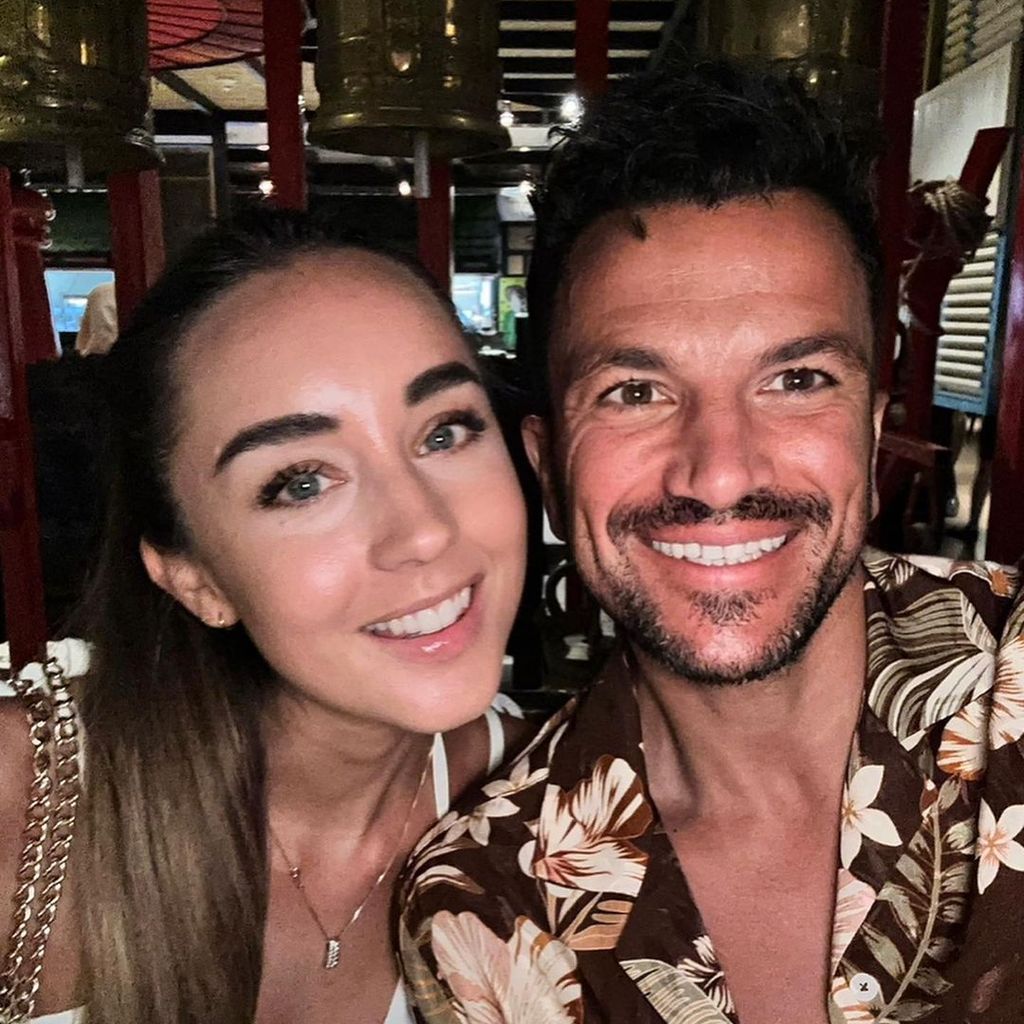 Emily MacDonagh und Peter Andre im Februar 2023