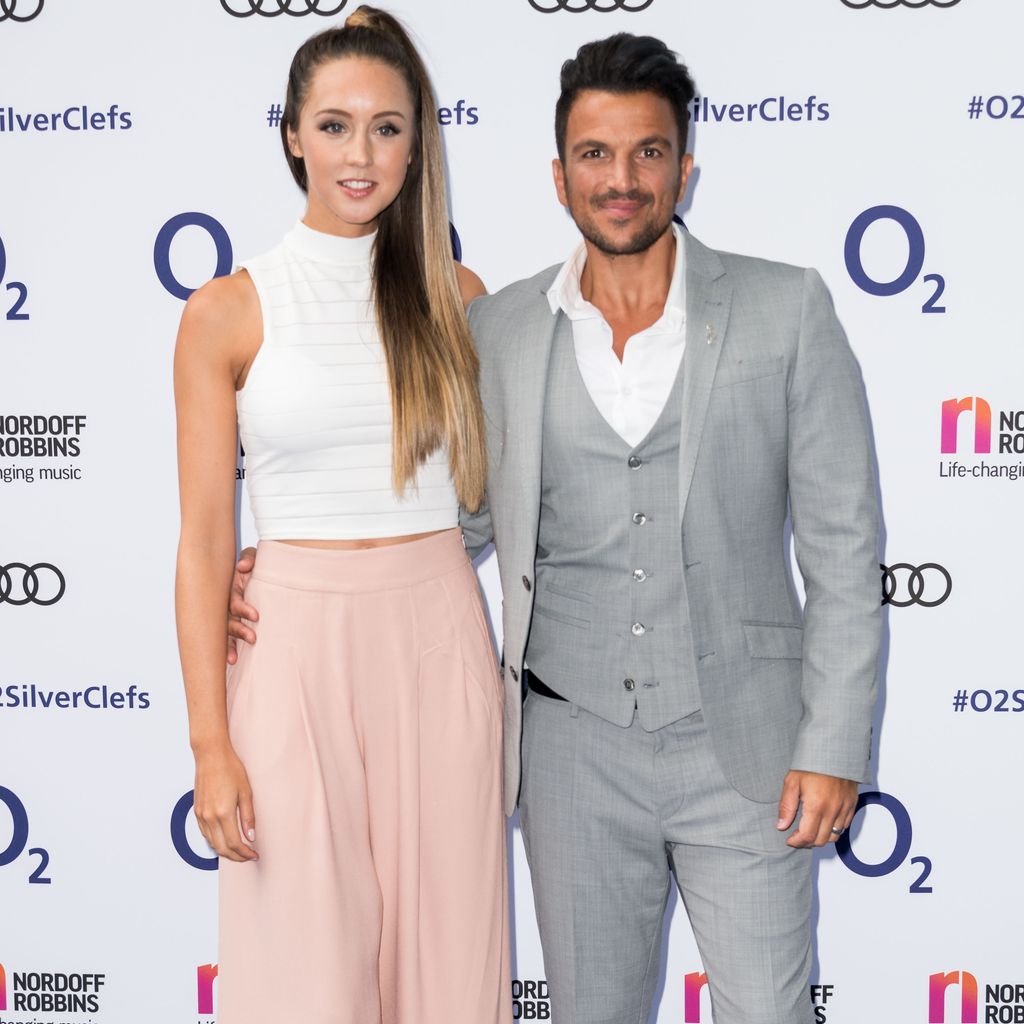 Emily MacDonagh und Peter Andre, Juli 2016