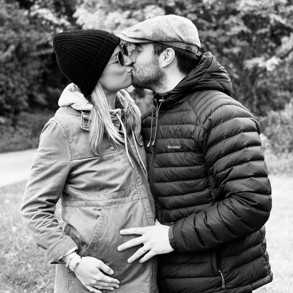 Emily VanCamp und Josh Bowman