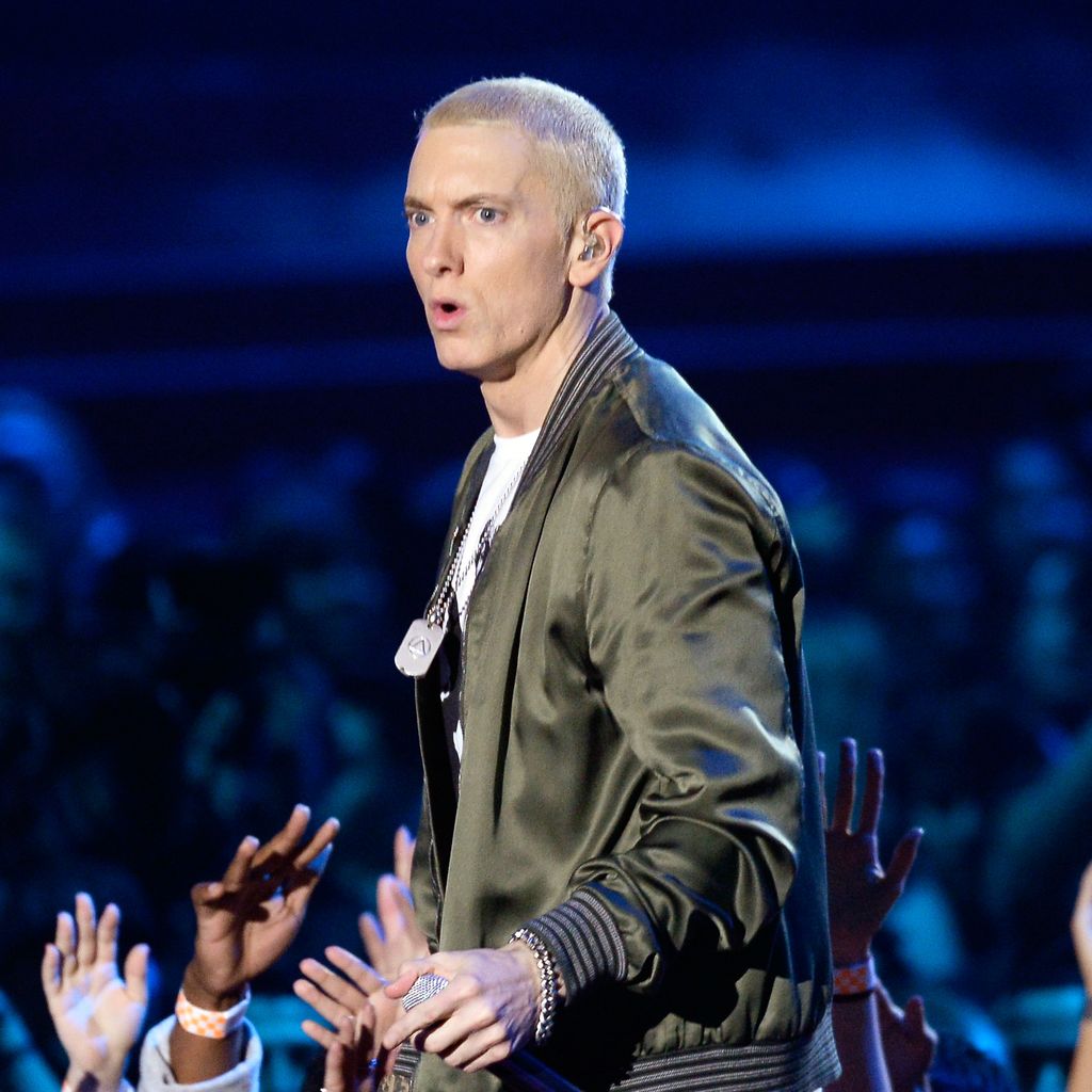 Eminem, April 2014
