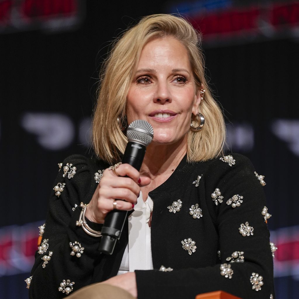 Emma Caulfield, Schauspielerin