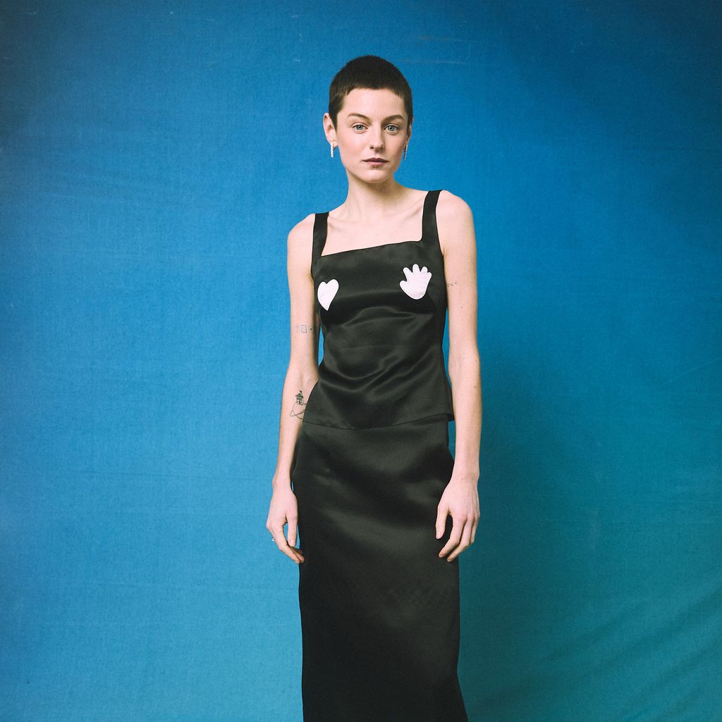 Emma Corrin, Schauspieltalent