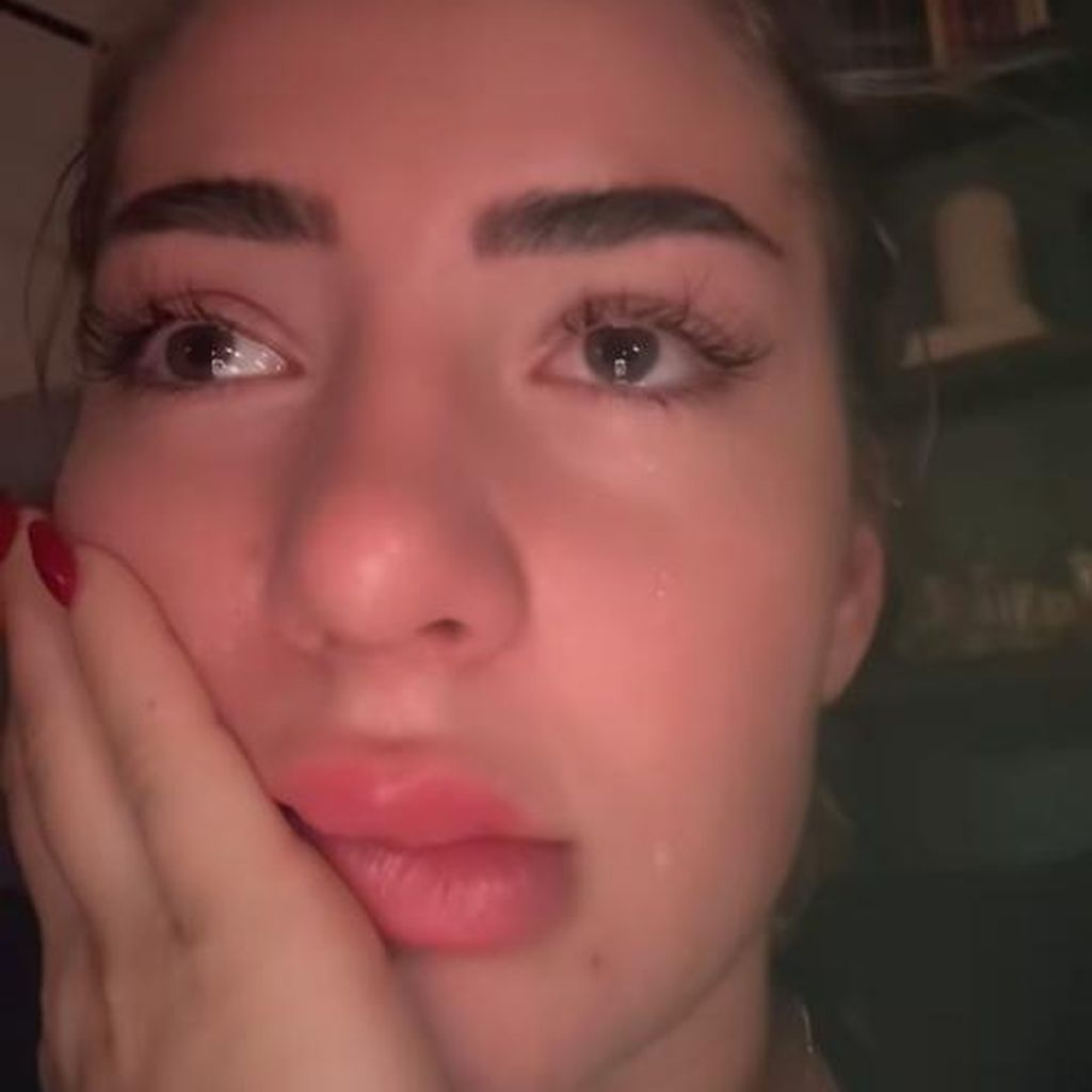 TiKTok-Clip: Reality-Star Emma Fernlund weint wegen Jahresrückblick, Screenshot Dezember 2025.