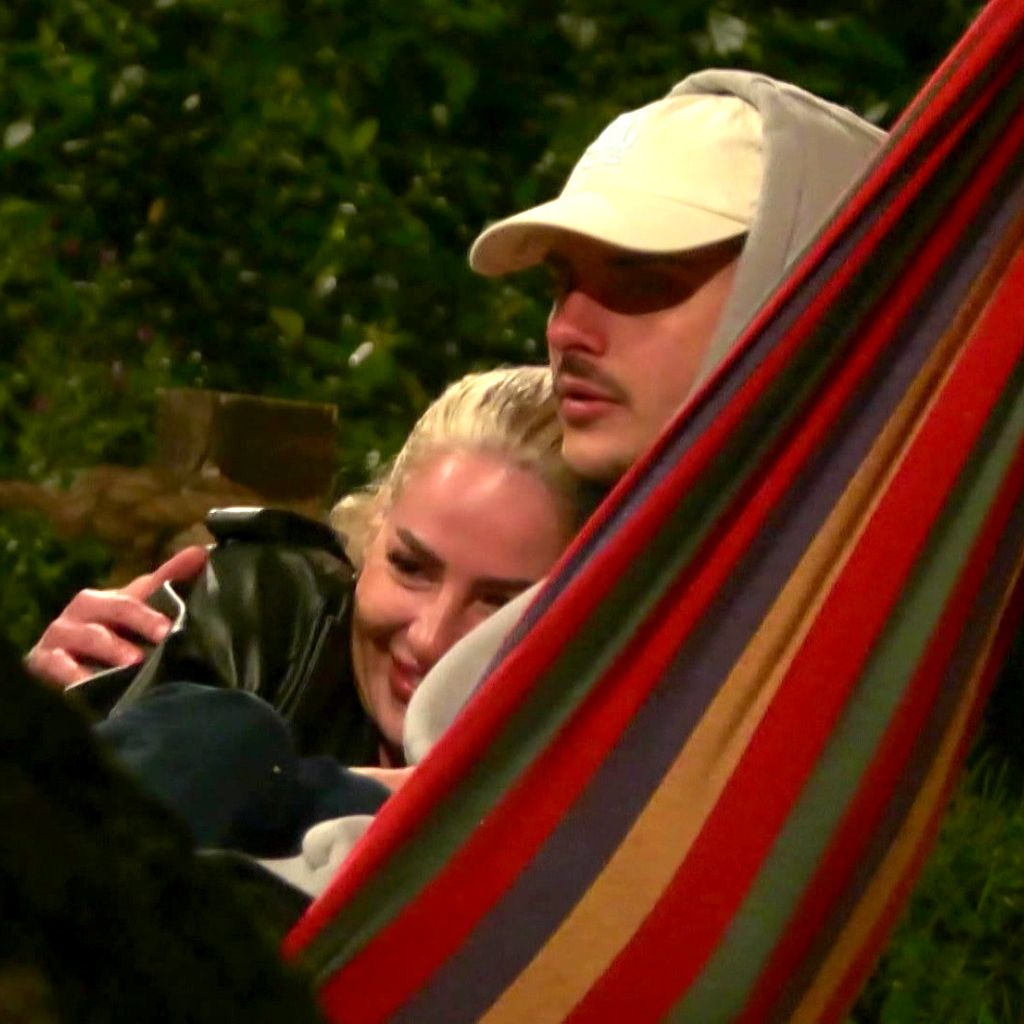 Emma Fernlund und Tim Kühnel bei "Der Promihof"