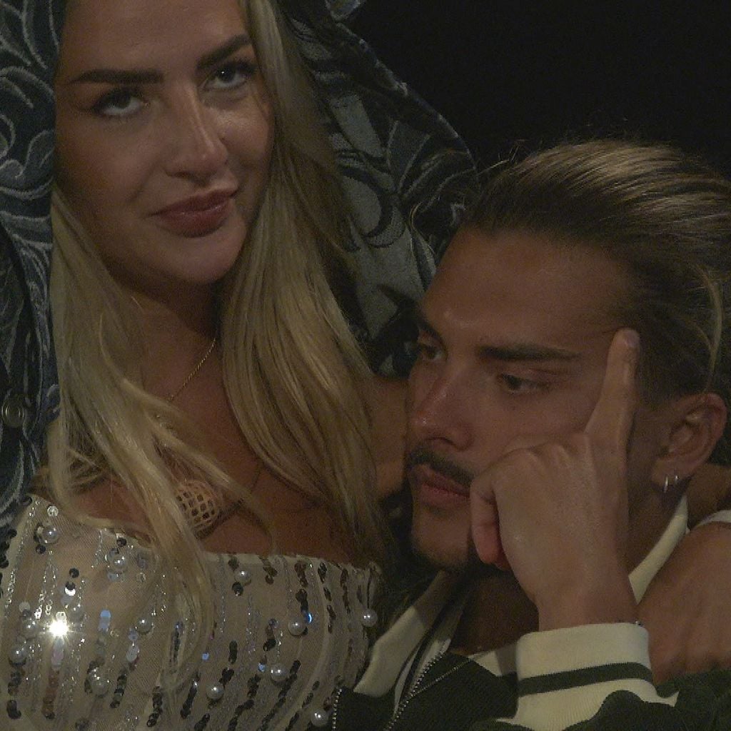 Emma Fernlund und Tim Kühnel in "Match My Ex"
