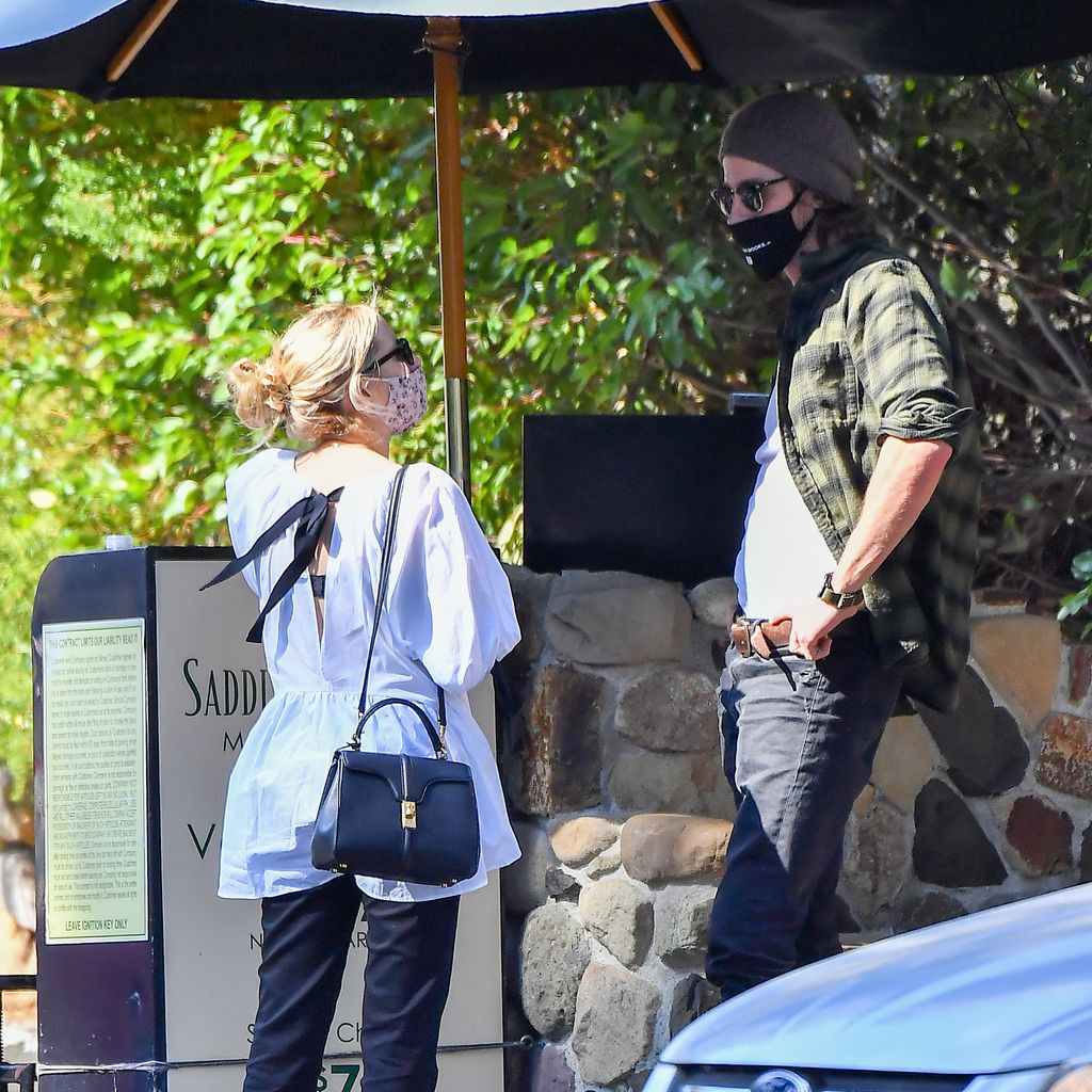 Emma Roberts und ihr Freund Garrett Hedlund in Malibu