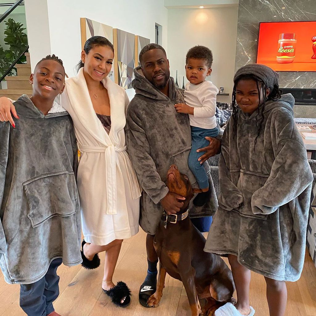 Enico und Kevin Hart mit ihren Kindern